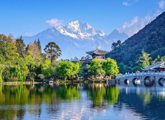 Explore our China Cycling Holidays